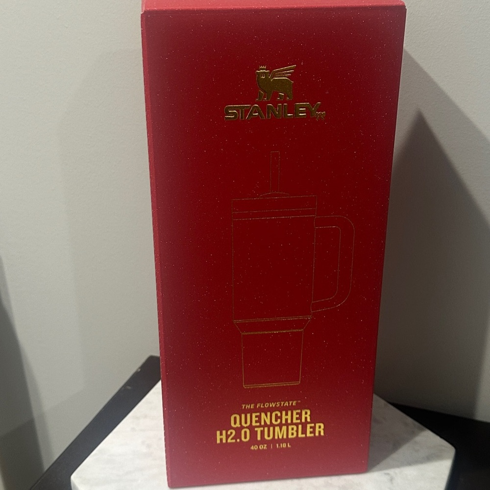 stanley 40oz scarlet tinsel - Picture 8 of 10